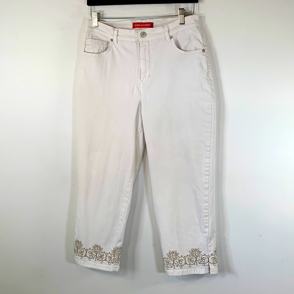 Gloria Vanderbilt Boho Mid-Rise Floral Embroidery Women’s Size 6 White Capris